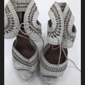 Zara Pumps Size 6 EU 37 Ivory Woven Ankle Straps